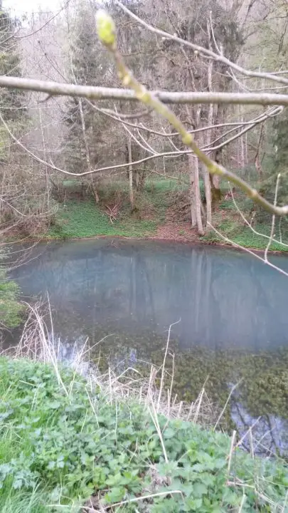 Schwäbische Alb: Mit dem Boot in die Wimsener Höhle