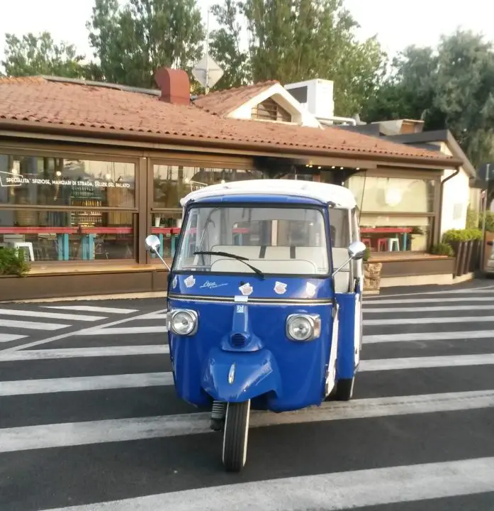 Tuk Tuk in Italien: Shuttle des Restaurants Strampalot in Rimini