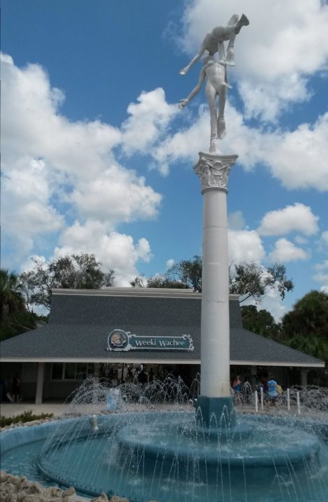 Eingang in der Welt der Meerjungfrauen: Weekie Wachee, Florida
