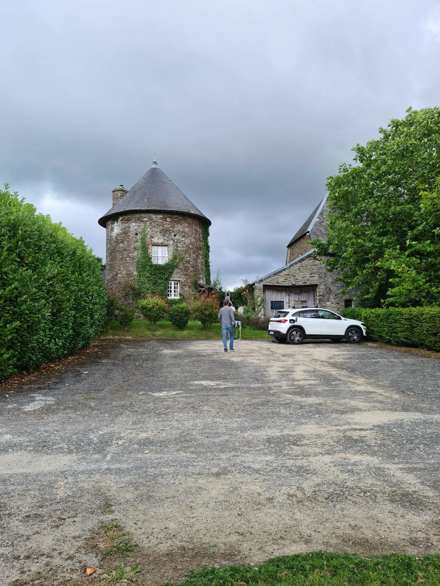 Mit dem E-Auto in die Bretagne und in die Normandie