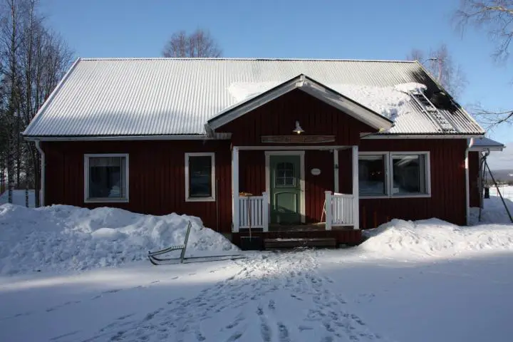 Schwedisch Lappland, Urlaub auf dem Bauernhof, Haupthaus von Stormyrbergets Lantgard