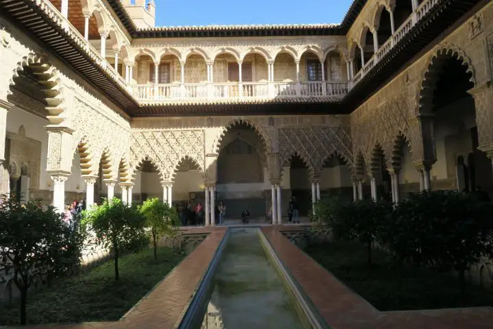Innenhof der Alcazar de Sevilla
