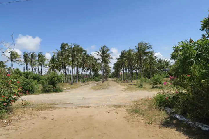 Lost Places, ASC Hotel, Kenia, Einfahrt