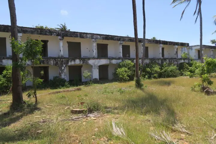 Lost Places, ASC Hotel, Kenia, Palm Beach Pool 1