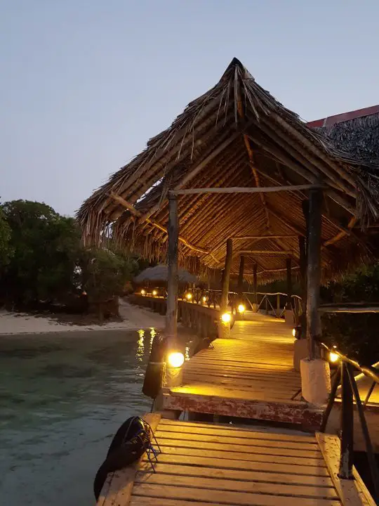 Bootssteg, The Sands of Chale Island, Kenia mit Kindern