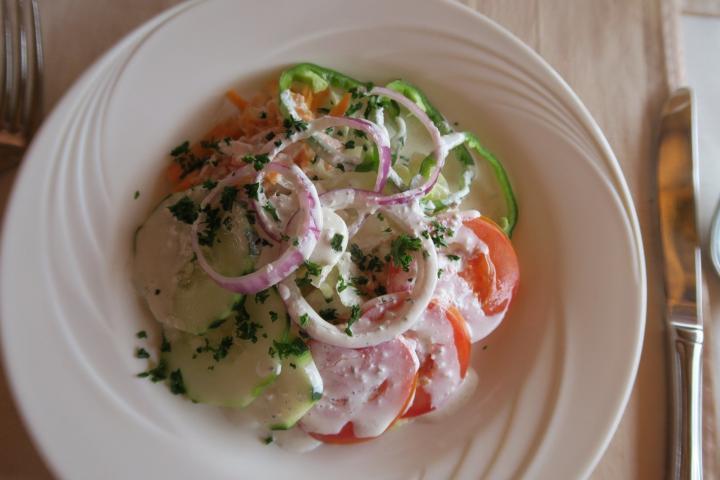 Salat im Severin Safari Camp, Kenia mit Kindern