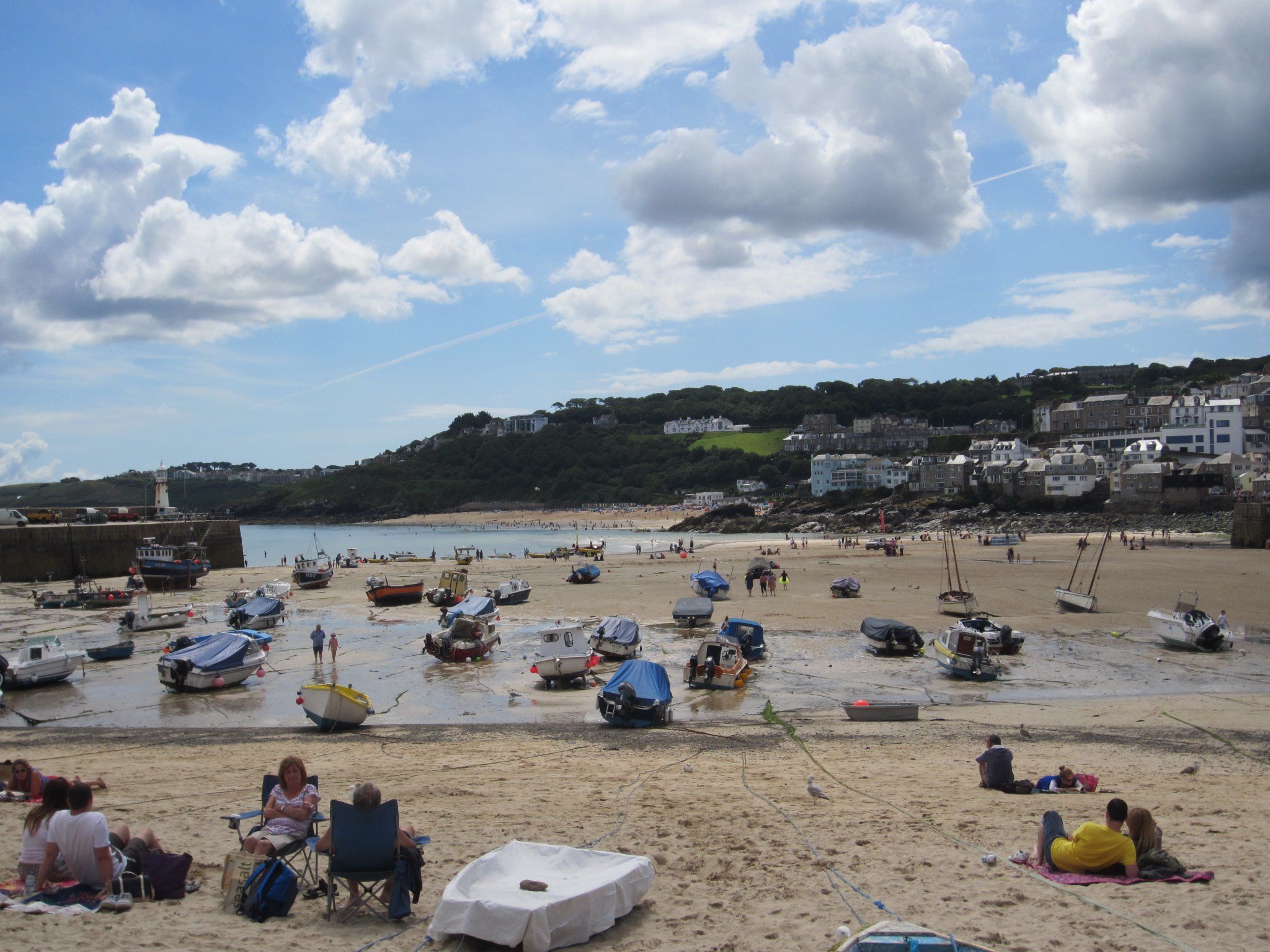 Sandstrand am Hafen von St. Ives