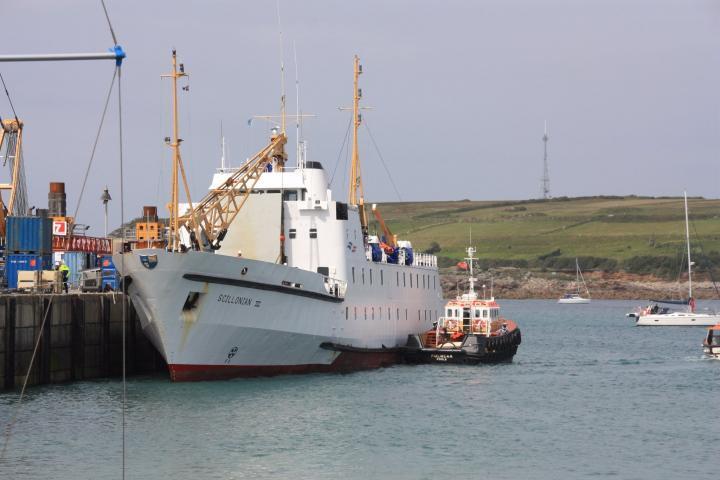 Scillonian III im Hafen von St. Mary's Isles of Scilly