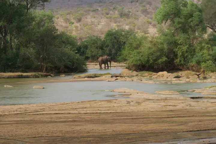 Epiya Chapeyu Camp, Kenia mit Kindern
