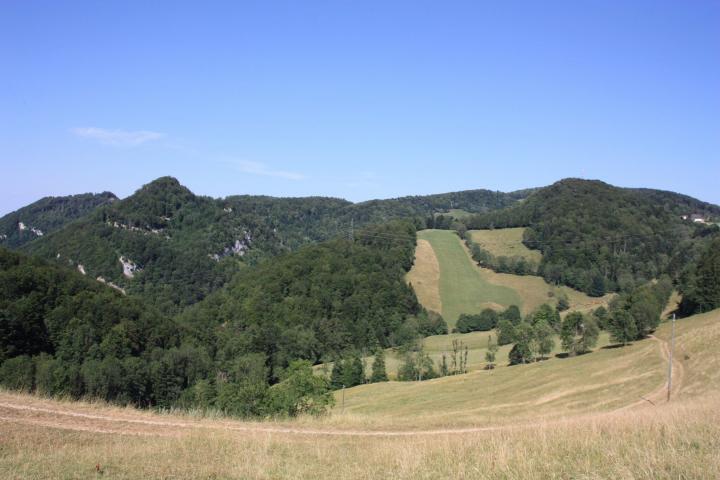 Bogenschieß-Parcours, Maison du Tourisme, Landschaft bei Caquerelle