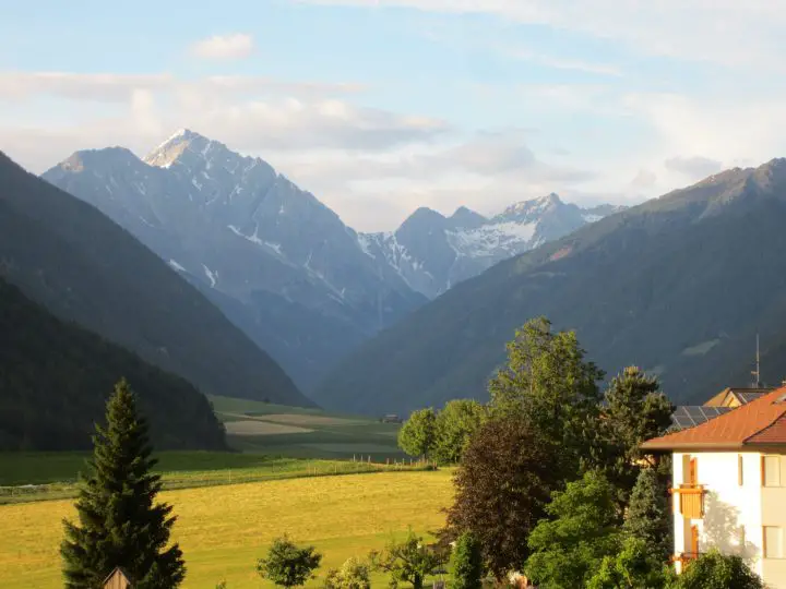 Blick auf die Berge im Pustertal