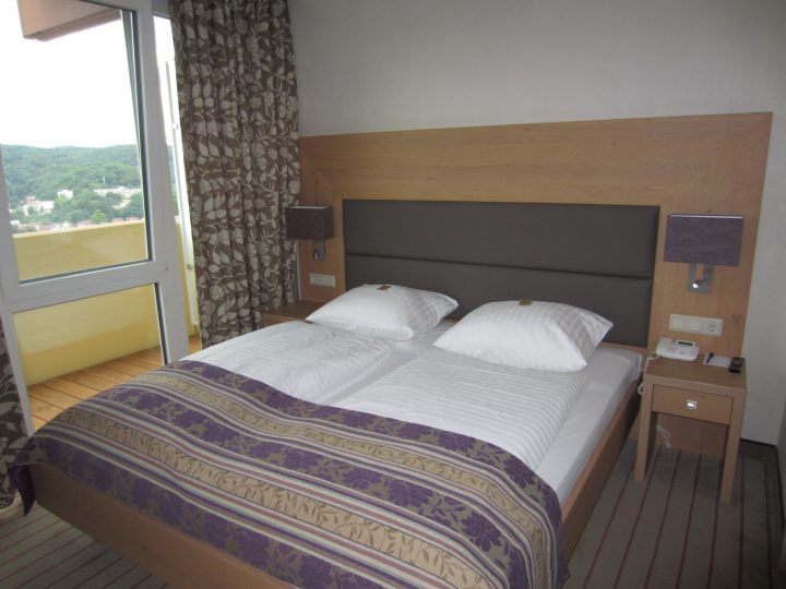 Schlafzimmer im Göbels Hotel Rodenberg in Rotenburg an der Fulda
