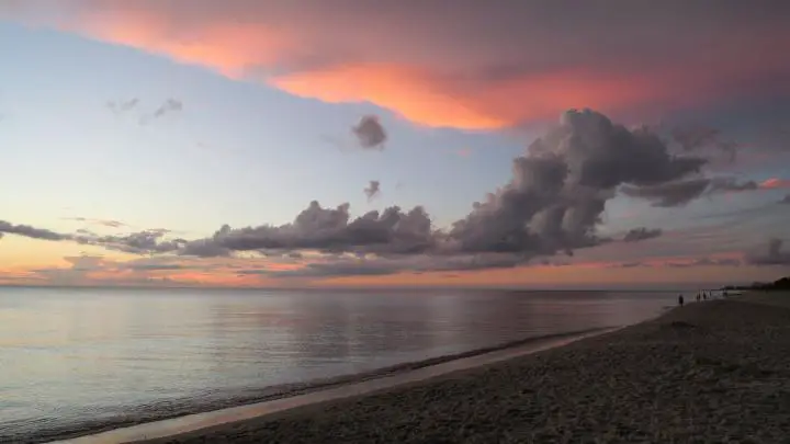 Sonnenuntergang am Strand von Naples, Naples mit Kindern, Florida mit Kindern