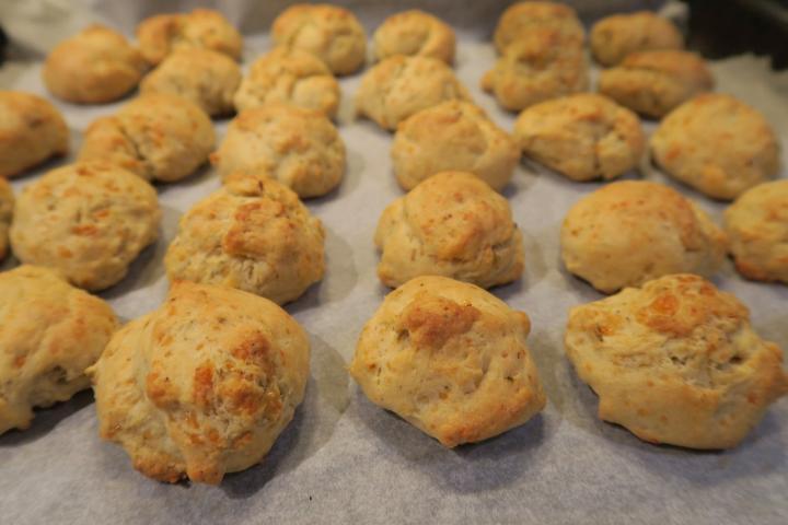 Rezept für Cheddar Biscuits aus dem Thermomix, Cheese Biscuits, Käsebrötchen