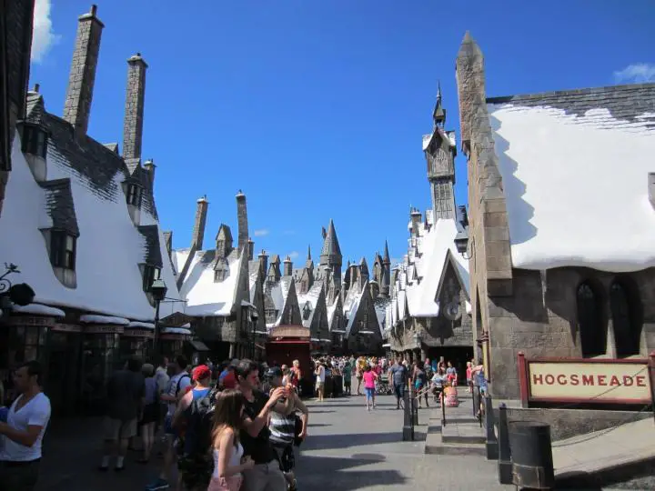 Winter mitten in Florida: Hogsmeade im Harry Potter Bereich der Universal Studios