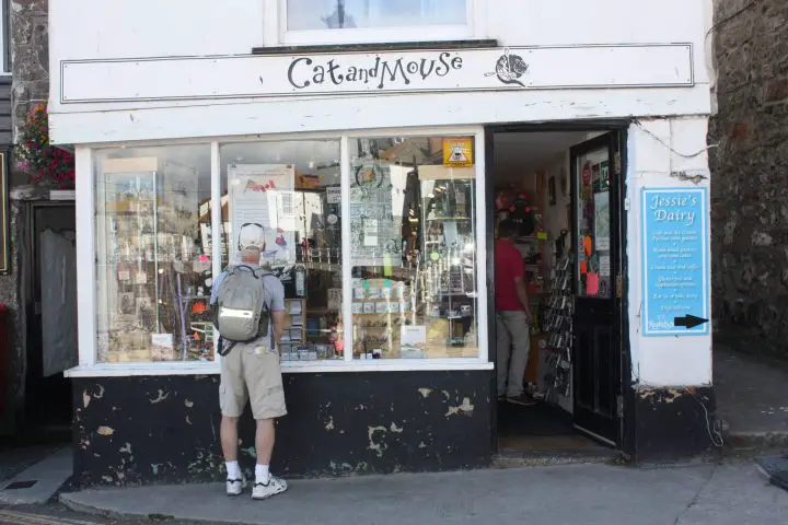 Cat and Mouse, Shop in Mousehole