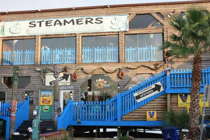 Restaurant Steamers in Cedar Key, Florida