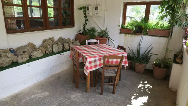 Taverne, Jeep-Safari durch die Berge, Kreta mit Kindern