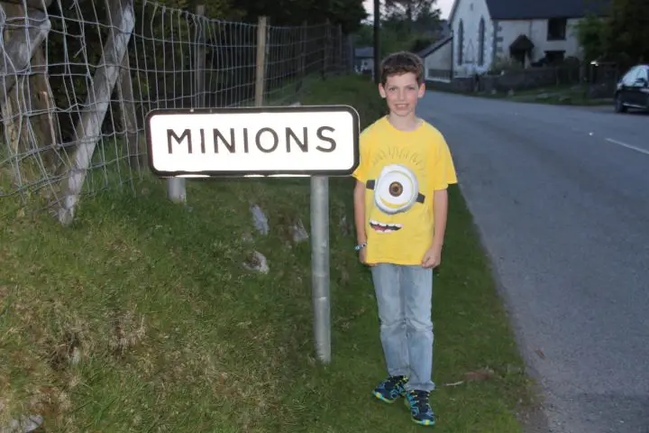 Cornwall-Reiseführer, Minions