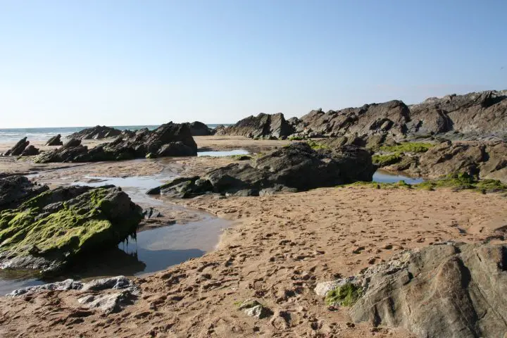 Ebbe am Fistral Beach Newquay, Cornwall im Mai und Juni