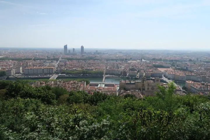 Blick auf Lyon, Arosa Luna, Flusskreuzfahrt mit Kindern