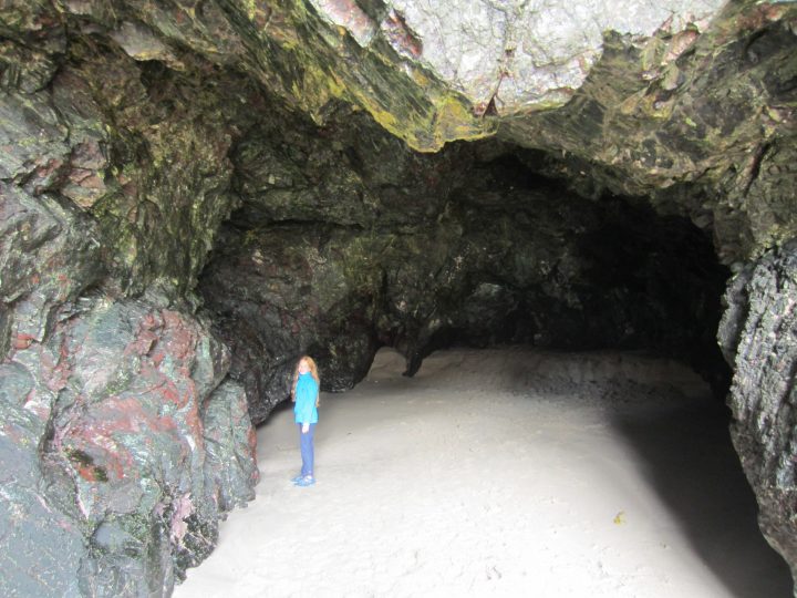 Höhlen in der Kynance Cove