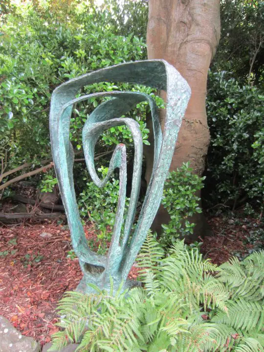 Barbara Hepworth garden