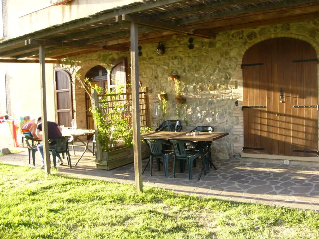 Le Selvole bei Volterra: schöne Terrasse vor der Ferienwohung