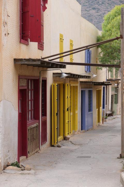 Bunte Türen auf Spinalonga Kreta