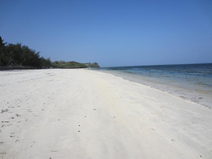 Bamburi Beach